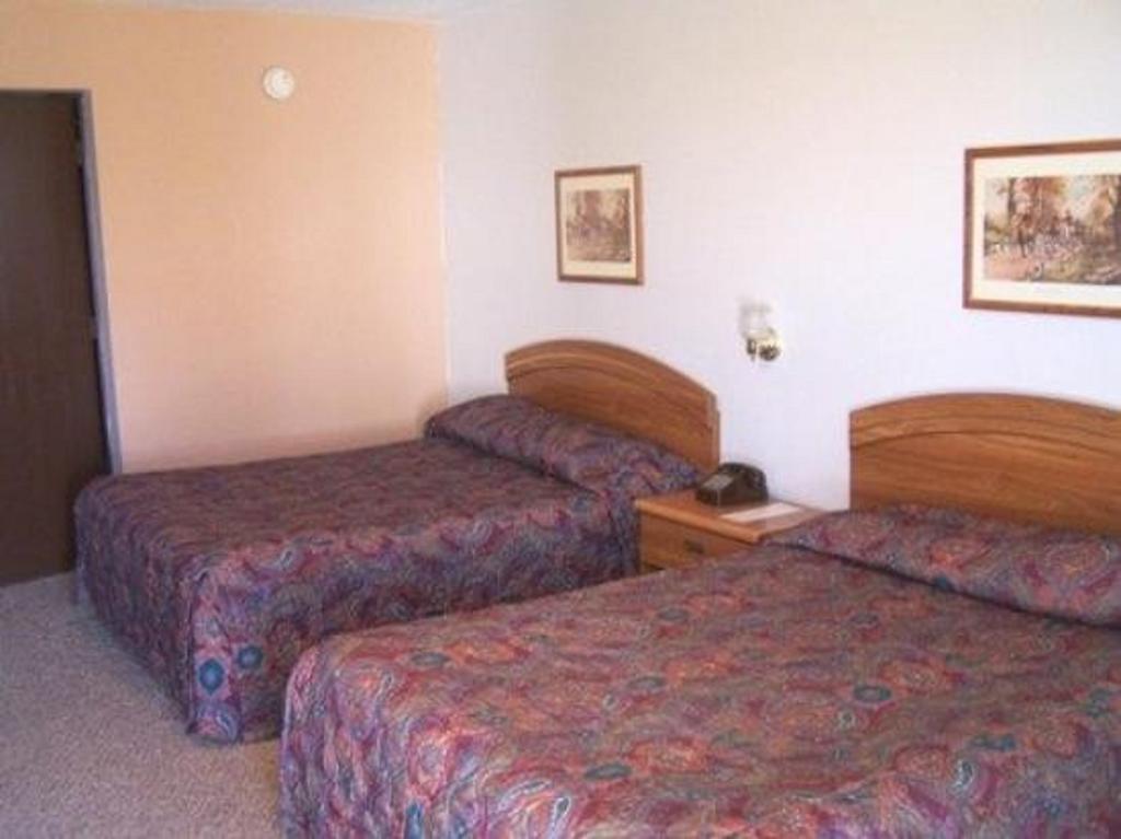 Budget Deluxe Motel Rolla Værelse billede